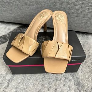 Vince Camuto Endonta Heels